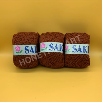 SAKURA Lambs Wool Yarn (Brown)
